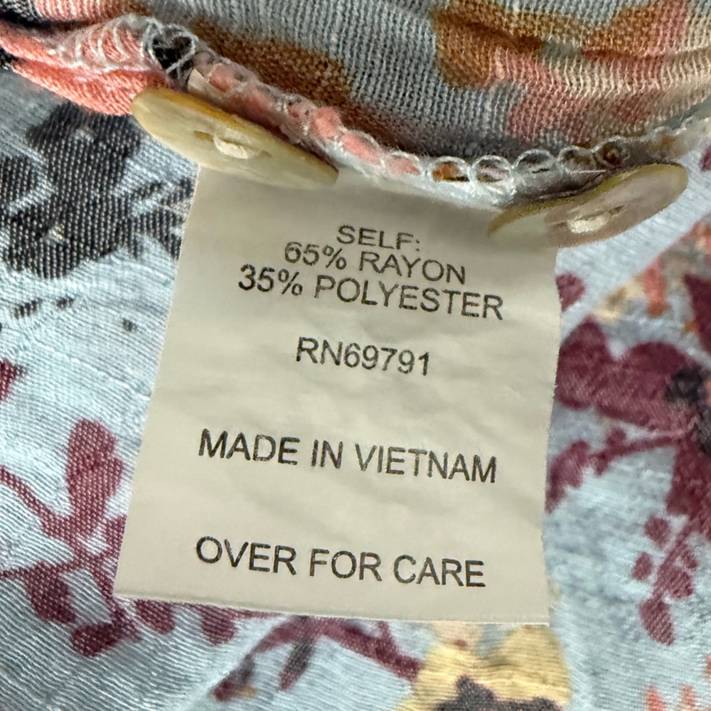 Anthropologie Fig and Flower Floral Roll Tab Sleeve Blouse - Size 1X - Picture 5 of 5